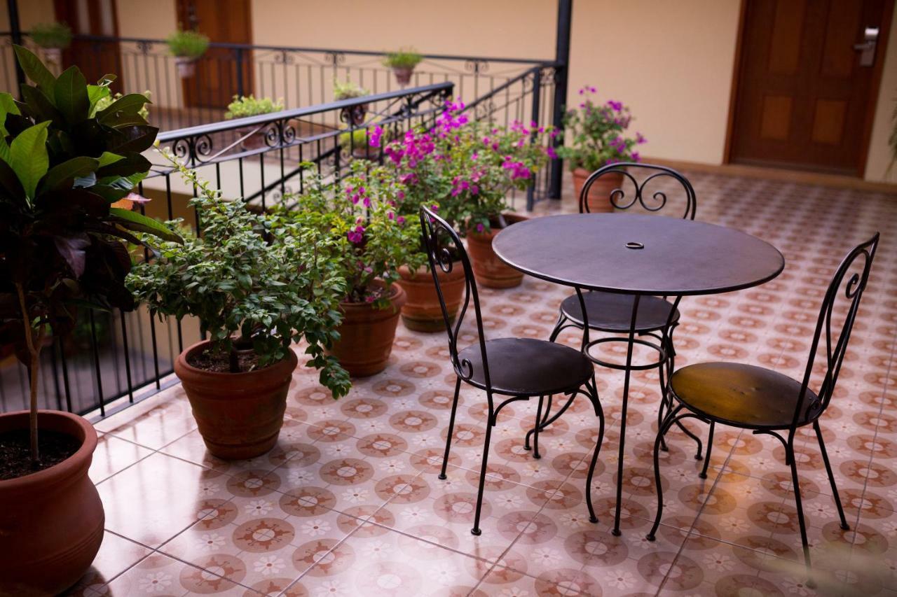 Hotel La Casona De Don Jorge Colima Exterior photo